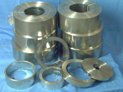 镀镍铝带电池用连接片、镀铜铝带极耳、镀锡铝带引出片、镀镍铝卷截流片、镀镍铝排局部镀金、镀锡铅等电池元件